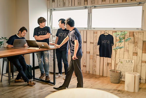 Xtra Staff Working 20190222 04_Compresse